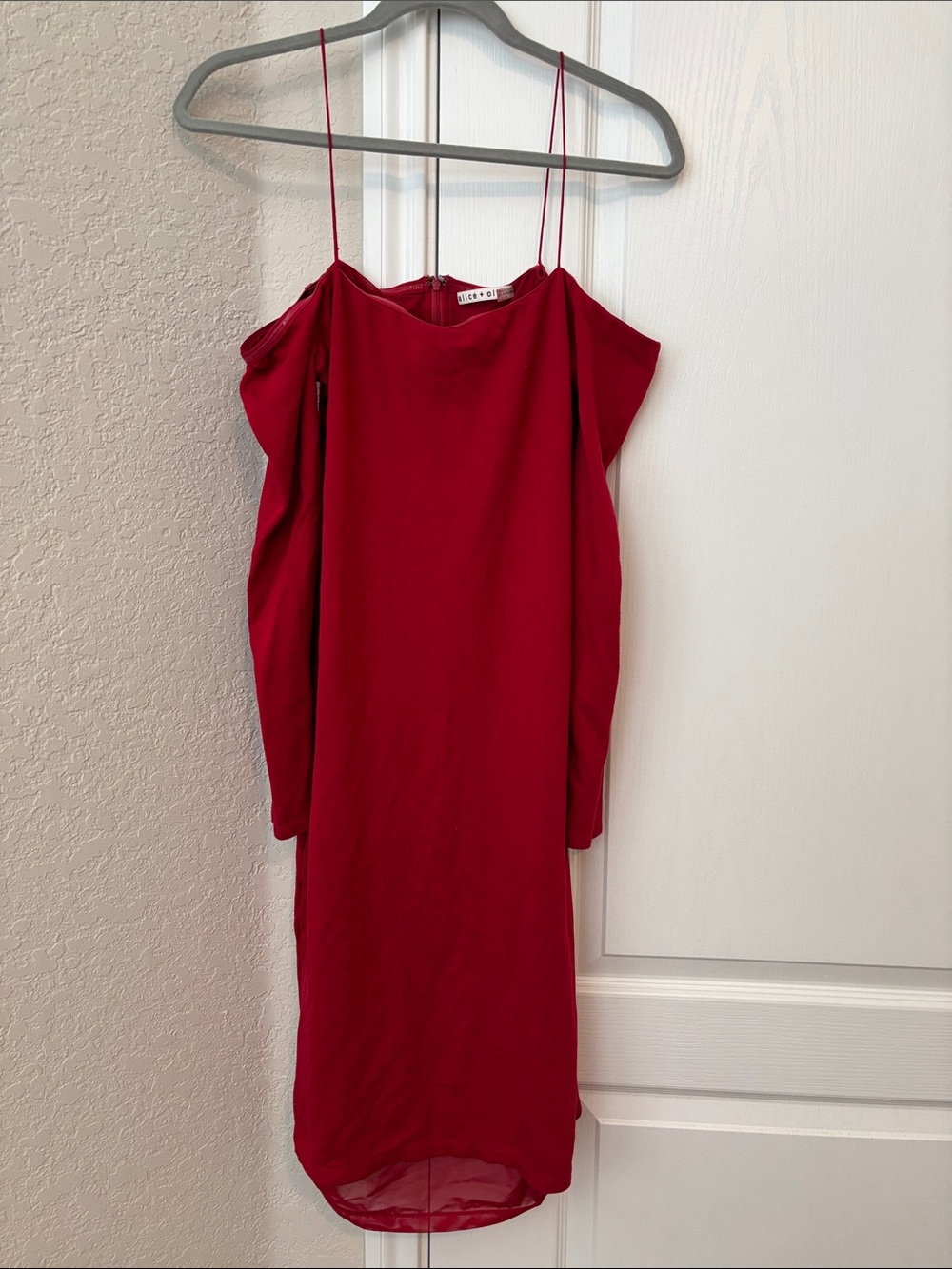 Pre-owned Alice + Olivia Crimson One-Shoulder Slip Dress